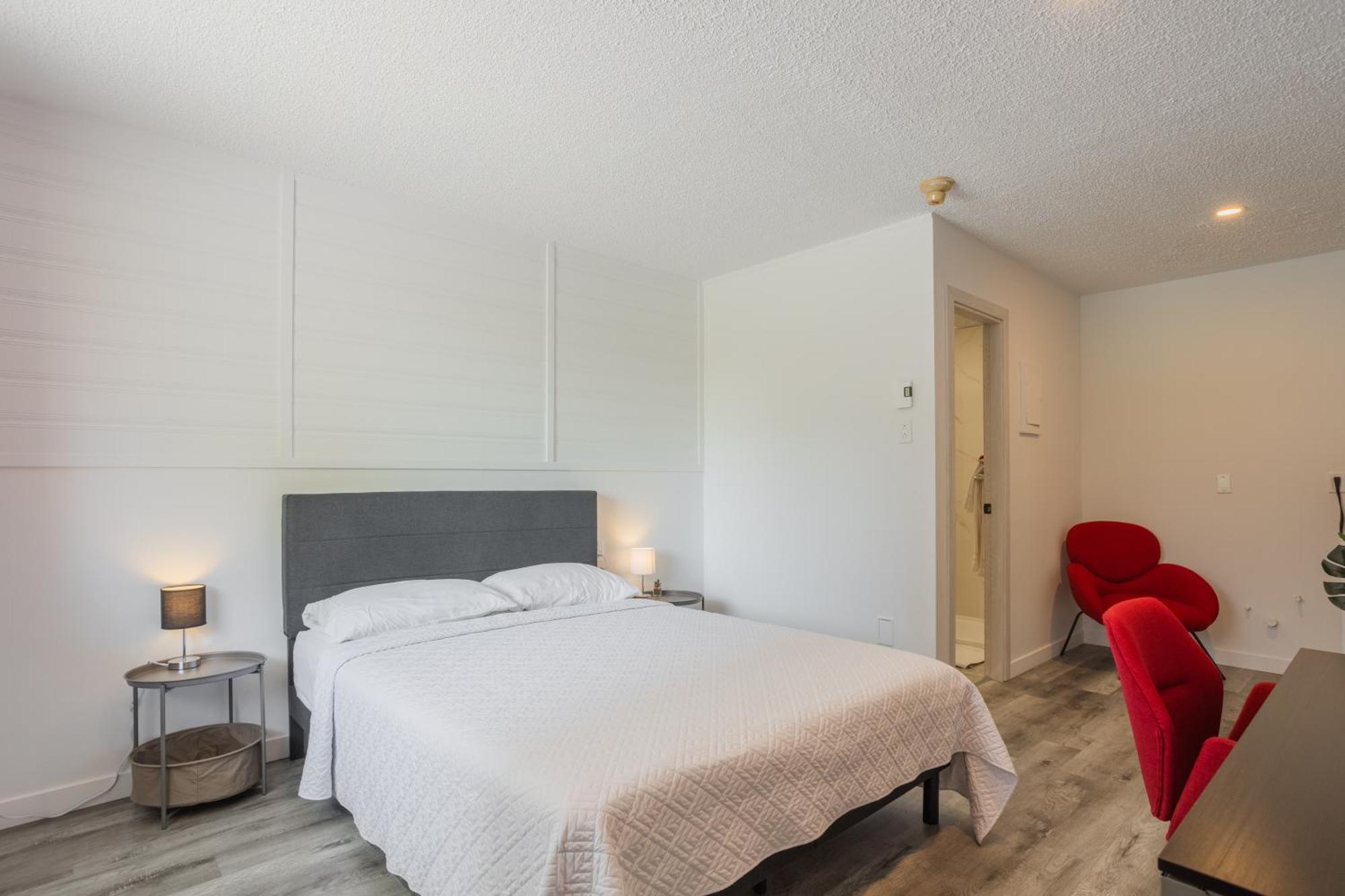 Motel Champlain *